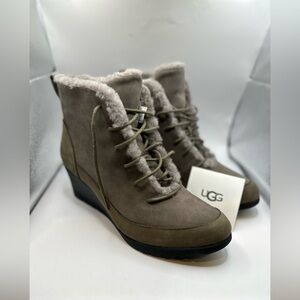 UGG Womens Size 12 Bridgit Mole Leather Wool Lined Heel Winter Boots Shoes